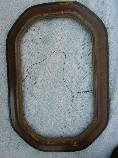 AN OLD VINTAGE FRAME!!