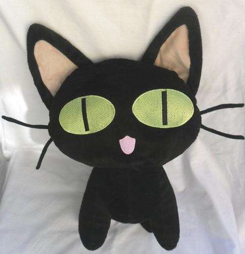 BIG BLACK BEAUTIFUL BIG-EYED CAT FROM TRIGUN!!!!