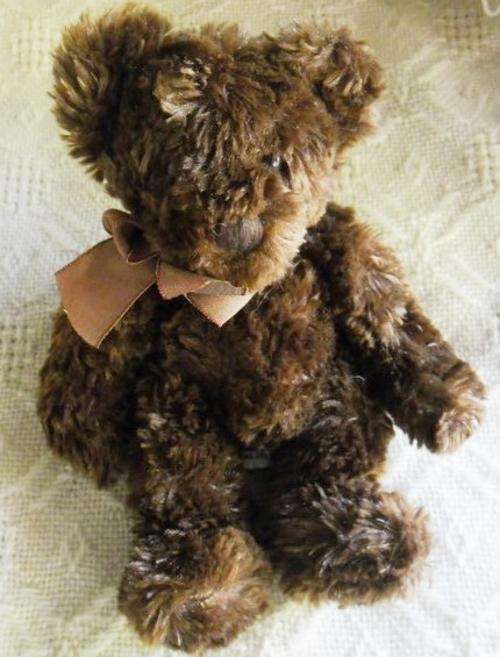 SWEET LITTLE RUSS BERRIE BEAR!!