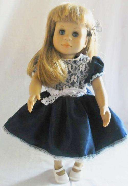 AN EXQUISITE BATTAT DOLL!! 47CM TALL.