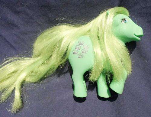 NOW HERE I THINK I HAVE A VERY, VERY, VERY RARE MY LITTLE PONY!!!  A REAL MY LITTLE PONY FIND!!!!