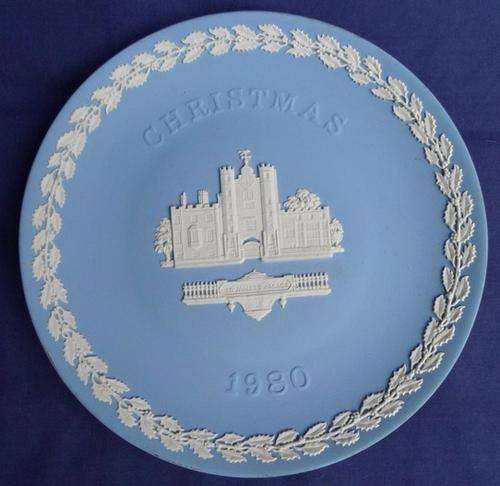 BEAUTIFUL WEDGWOOD PLATE!!!