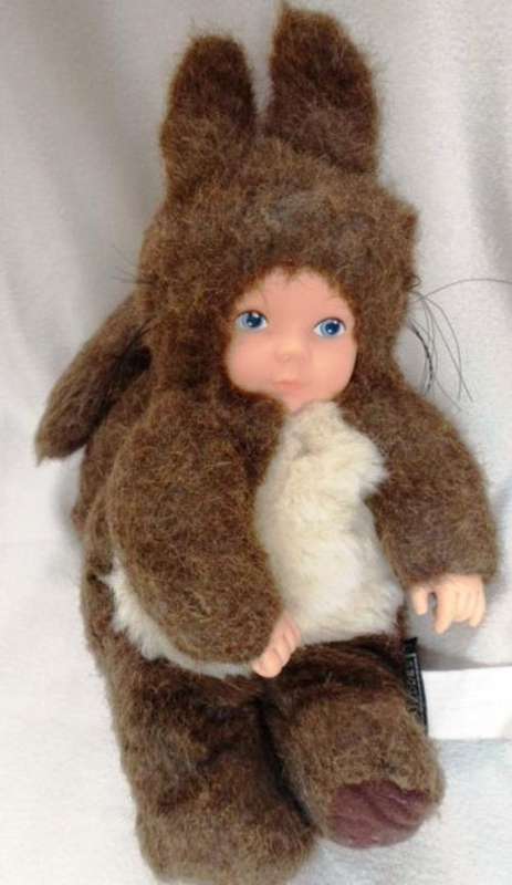 A LOVELY ANNE GEDDES SQUIRREL DOLL!!