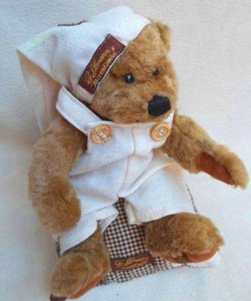 AN ARTIST COLLECTOR'S MOHAIR BEAR BY WORLD RENOWNED TEDDY BEAR ARTIST URSULA GEHLMANN!!