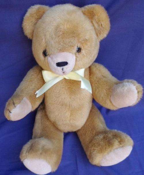BEAUTIFUL LARGE 40CM BEAR WITH OLD FASHIONED GROWLER STILL IN WORKING CONDITION!!