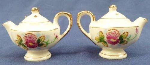TWO EXQUISITE, DELICATE, MINIATURE PORCELAIN SALT/PEPPER CELLARS!!