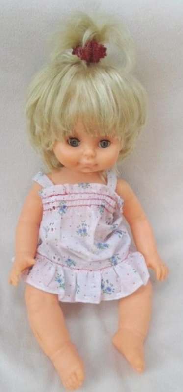 LOVELY TWISTY BODY FIRST-LOVE-LIKE DOLL WITH CHEEKY FACE !! A PUZZLER!!