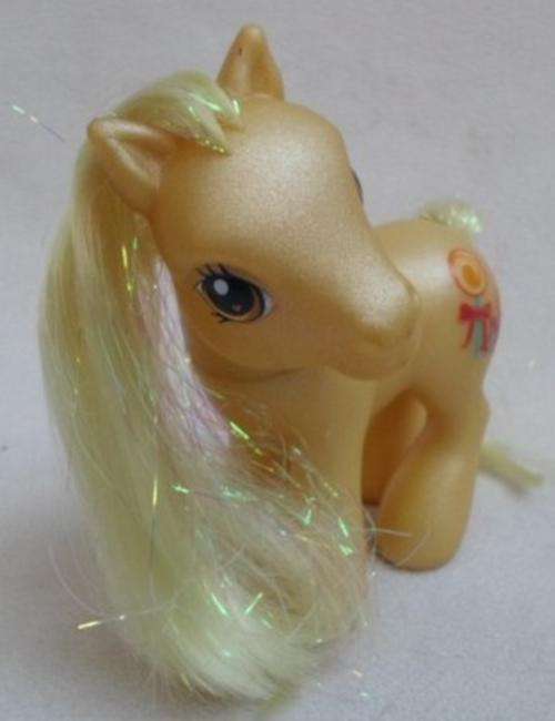 HASBRO G3 MY LITTLE PONY - BUTTERSCOTCH WITH TINSEL HIGHLIGHTS!!