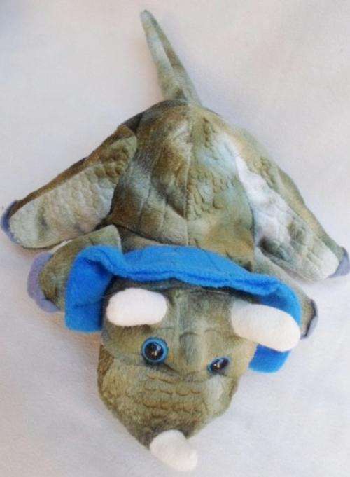 A VERY WELL MADE  'ART BEZ HANDPUPPEN'  DINOSAUR HAND PUPPET!!
