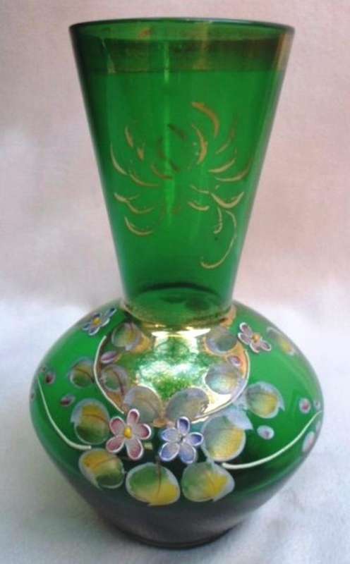 EXQUISITE HAND PAINTED VENETIAN GLASS VASE!!