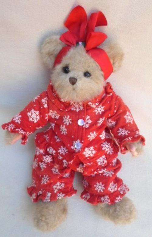BEAUTIFUL FULLY JOINTED BEAR FROM THE BEARINGTON MARIETTA COLLECTION - SO CUTE IN HER PJs!!
