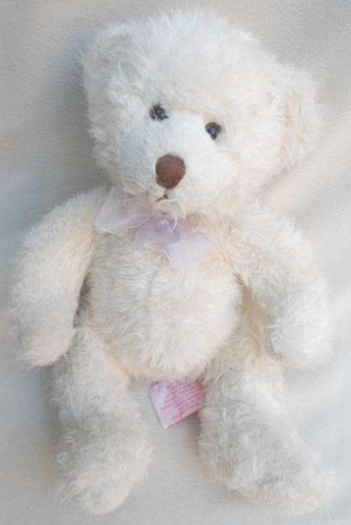 HERE'S 'ERMINE' THE CREAM-COLOURED RUSS BERRIE BEAR!!