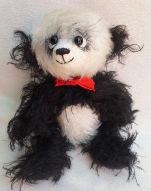 JUST THE MOST ADORABLE AND SPECIAL FULLY JOINTED LITTLE MOHAIR PANDA BEAR!! DESIGNER BEAR?