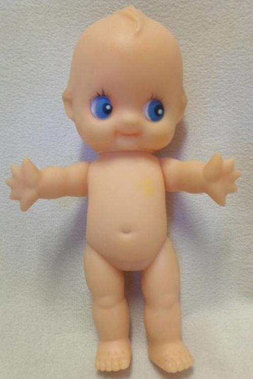 CUTE LITTLE VINTAGE KEWPIE!!