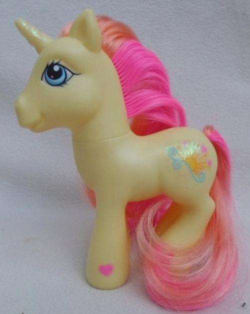CUTE HASBRO G3 UNICORN MY LITTLE PONY 'BRIGHTS BRIGHTLY' IN GREAT CONDITION!!