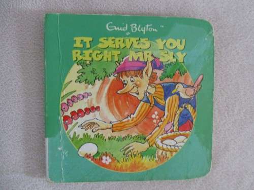 FIVE VINTAGE AND COLLECTABLE MINIATURE ENID BLYTON BOARD BOOKS