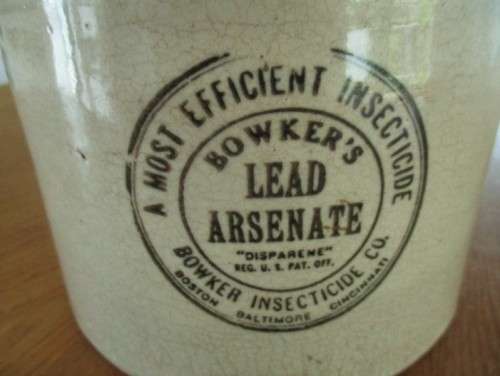 RARE FIND!!  LARGE ANTIQUE BOWKER`S POISON STONEWARE CROCK - LEAD ARSENATE