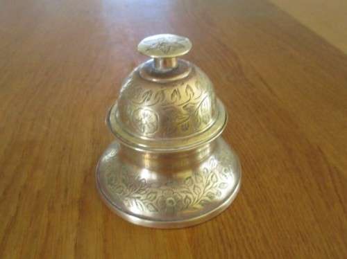 VINTAGE BRASS ELEPHANT/TEMPLE CLAW BELL WITH