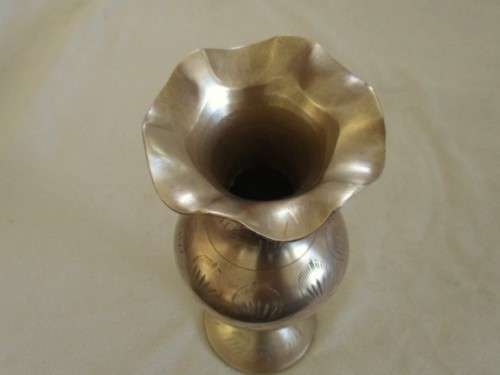 VINTAGE HAND ETCHED INDIAN BRASS VASE WITH RUFFLED EDGE (PLEASE DISREGARD REFLECTIONS)