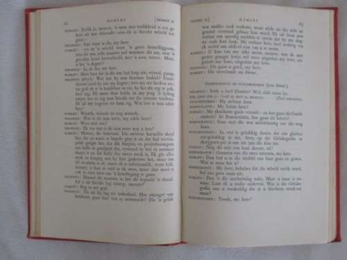 A GEM!! ILLUSTRATIONS BY WORLD RENOWNED S.A.ARTIST MAUDE SUMNER - SHAKESPEARE`S HAMLET IN AFRIKAANS