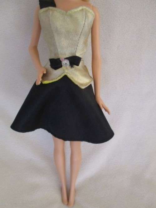 PRETTY MATTEL BARBIE DOLL
