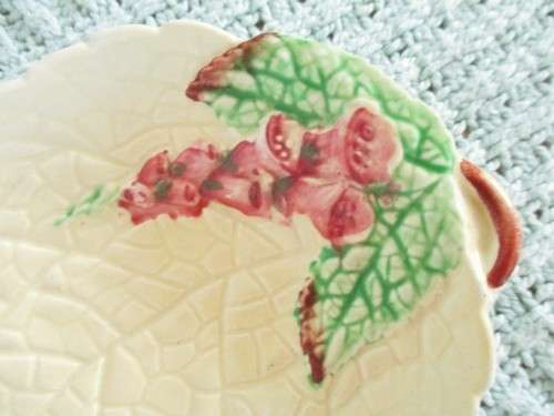 VINTAGE CARLTONWARE SOAP DISH/TRINKET DISH - YELLOW WITH FOXGLOVES PATTERN