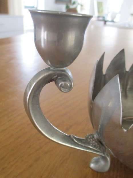 STRIKING THREE-ARMED CANDELABRA CUM VASE/BON-BON DISH