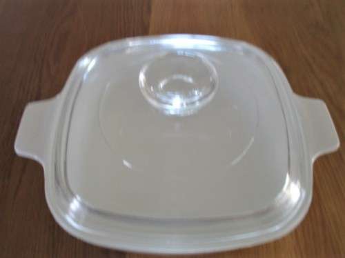 1 1/2 QUART CORNING WARE DISH WITH LID - BLUE CORNFLOWER DESIGN