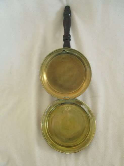 VINTAGE DMJ, ENGLAND BRASS SILENT BUTLER/TABLE CRUMB CATCHER ENGRAVED WITH OLD SAILING SHIP