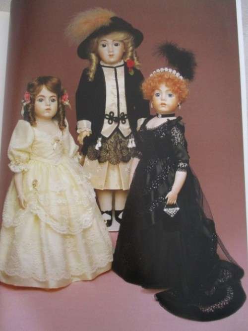 THE DOLLS` DRESSMAKER THE COMPLETE PATTERN BOOK - VENUS A. DODGE