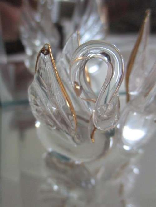 SO DELICATE AND ENCHANTING - GLASS SWANS ON A PAIR OF MIRROR STANDS -  LITTLE CARD/DIARY STANDS?