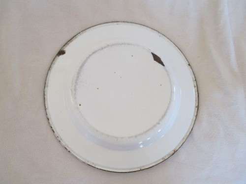 COLOURFUL KITCHEN DECOR - VINTAGE ENAMEL PLATE