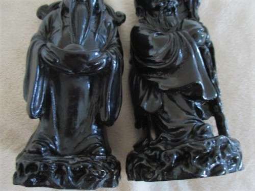 TWO DETAILED RESIN FIGURINES OF CHINESE IMMORTALS