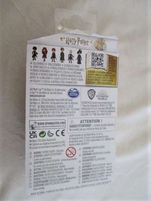 NO.3 - HARRY POTTER WIZARDING WORLD MAGICAL MINIS (SPINMASTER) - HERMIONE GRANGER - MINT ON CARD