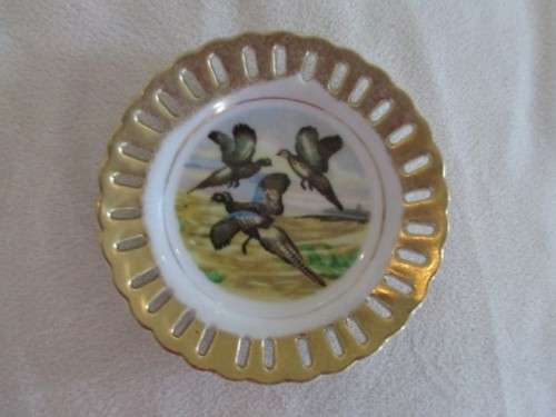 A MINIATURE HAND PAINTED DISPLAY PLATE TO ADD TO YOUR ORDER - FLYING PHEASANTS