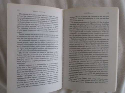 EINSTEIN HIS LIFE AND UNIVERSE BY WALTER ISAACSON