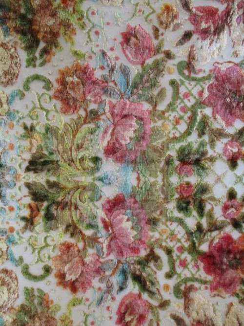 ITALIAN CRAFTMANSHIP!  VINTAGE ITALIAN CHERUB AND FLORAL VELVET TAPESTRY BEDSPREAD/THROW - PERFECT!!