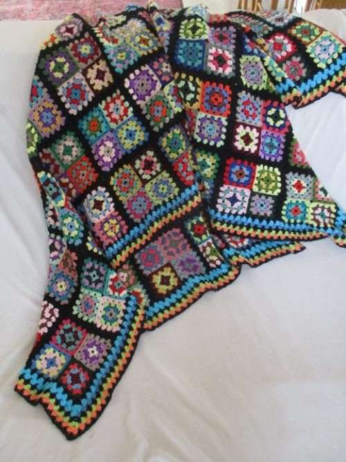 OUT OF THE ATTIC - LARGE CROCHETED WOOL BLANKET  - THE WAY GRANNY MADE THEM - GREAT CONDITION