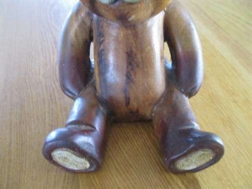 VINTAGE HAND CARVED SOLID WOOD TEDDY BEAR