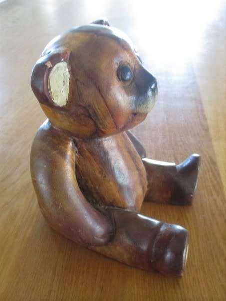 VINTAGE HAND CARVED SOLID WOOD TEDDY BEAR