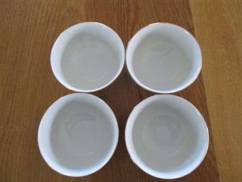 A BATCH OF FOUR TAIWAN BOWLS - SIGNED