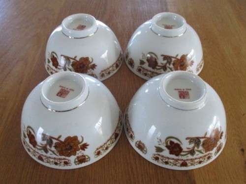 A BATCH OF FOUR TAIWAN BOWLS - SIGNED