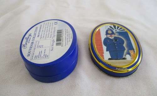 A CUTE BENTLEY`S OF LONDON FRUIT BONBONS TIN FROM THEIR SOUVENIR COLLECTION