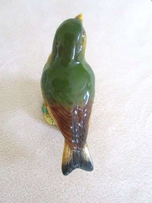 COLLECTABLE BESWICK, ENGLAND GREENFINCH NO. 2105