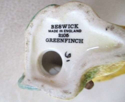 COLLECTABLE BESWICK, ENGLAND GREENFINCH NO. 2105