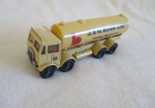 EFE - A.E.C. MAMMOTH 4 AXLE TANKER - J & H BUNN LTD (SCALE 1:76)