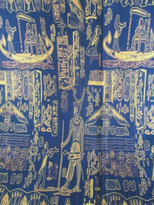 VERY LARGE AND STRIKING REVERSIBLE EGYPTIAN CLOTH/THROW MADE FROM WOVEN MATERIAL - 2.3M X 1.39M