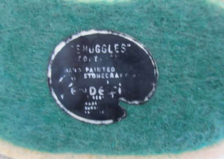 CUTE, COLLECTABLE VINTAGE PENDELFIN HANDCRAFTED STONECRAFT BUNNY `SNUGGLES`