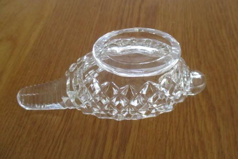 EXQUITE SMALL CRYSTAL SAUCE BOAT AND LIDDED MINT DISH