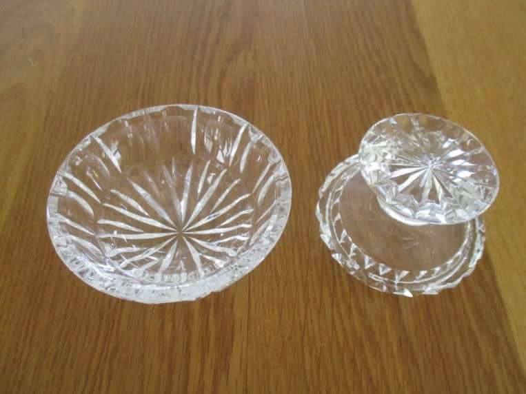 EXQUITE SMALL CRYSTAL SAUCE BOAT AND LIDDED MINT DISH